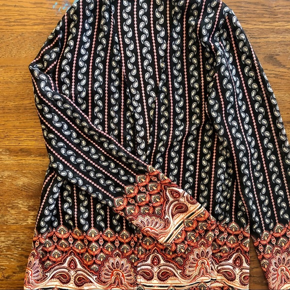 Unique open blouse - Picture 6 of 9